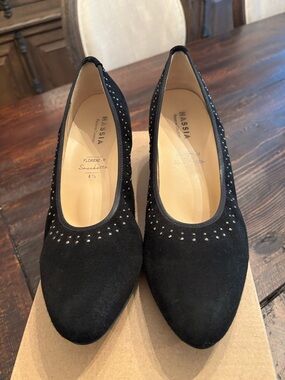 Hassia Florenz - H Black Suede Studded Women’s Pumps